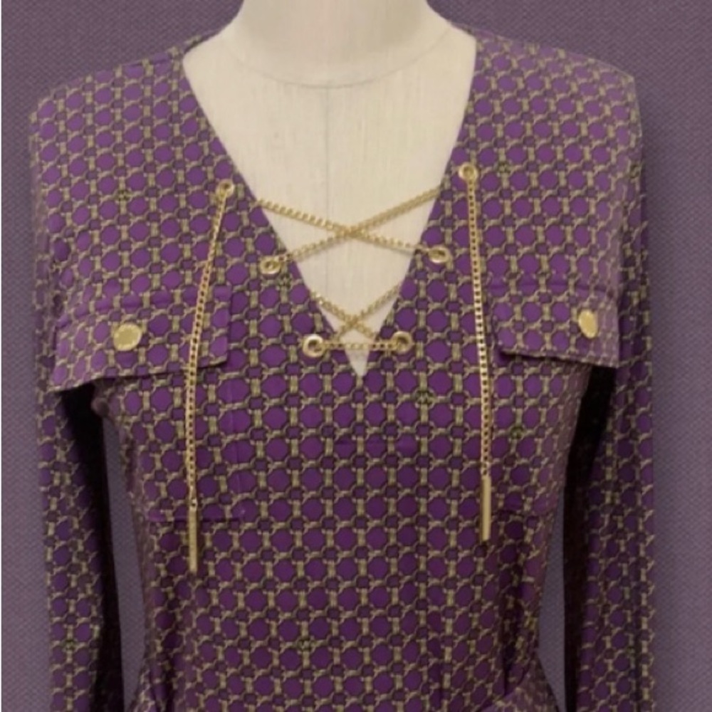 Michael Kors Purple Chain Pattern V Neck with Chain Lace-up Neck Tie at …